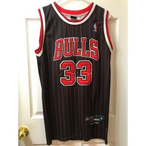 Scottie pippen Chicago Bulls Jersey size 48M